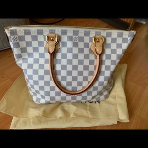 Authentic Louis Vuitton saleya bag pm